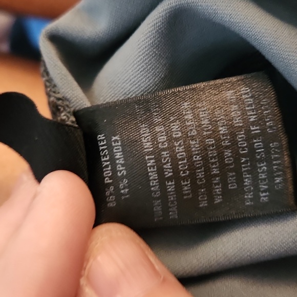 No brand $5 - Picture 2 of 6